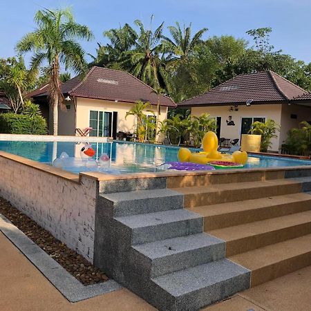 Thip Siam Village Ao Nam Mao Eksteriør billede