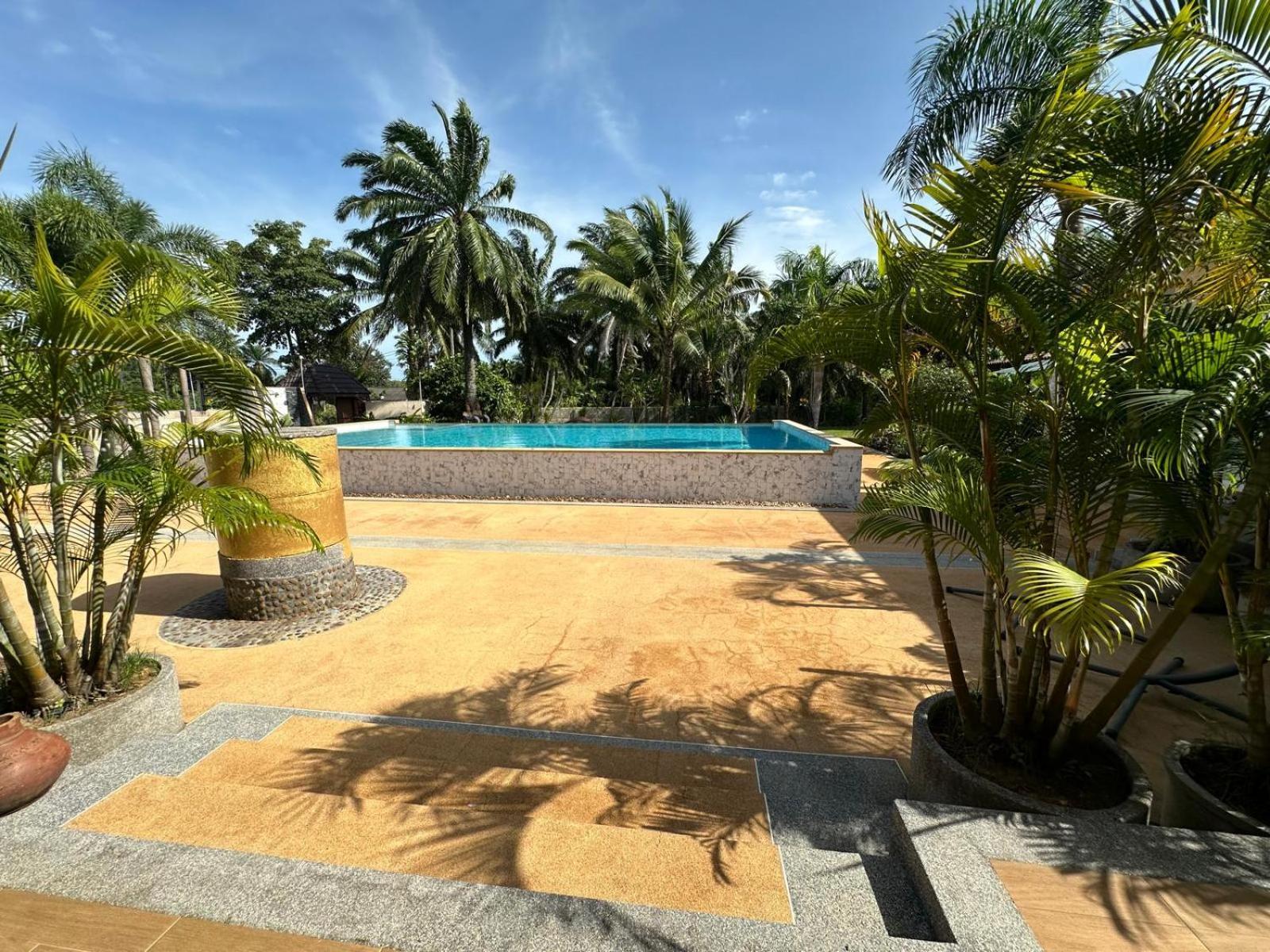 Thip Siam Village Ao Nam Mao Eksteriør billede