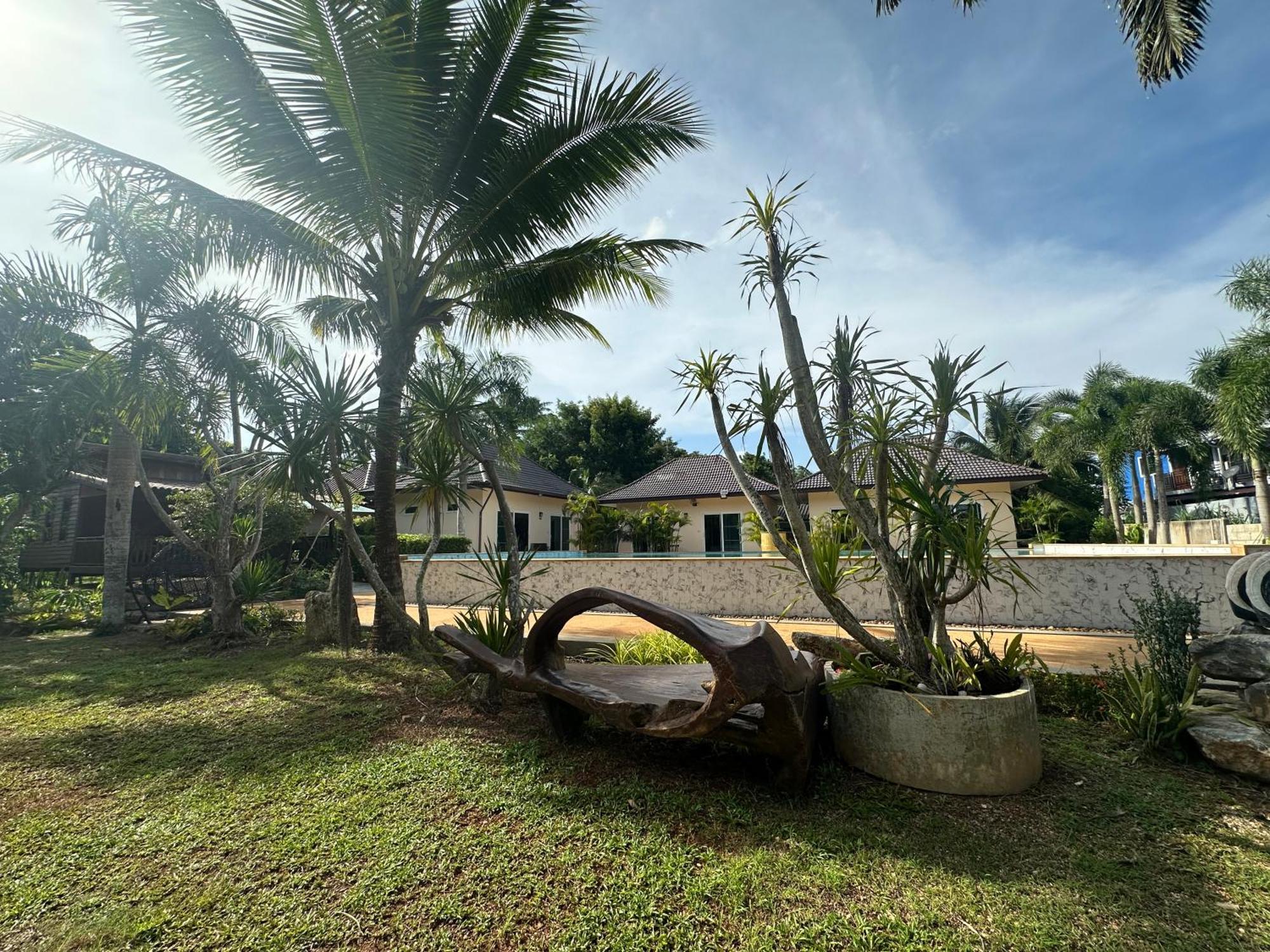 Thip Siam Village Ao Nam Mao Eksteriør billede