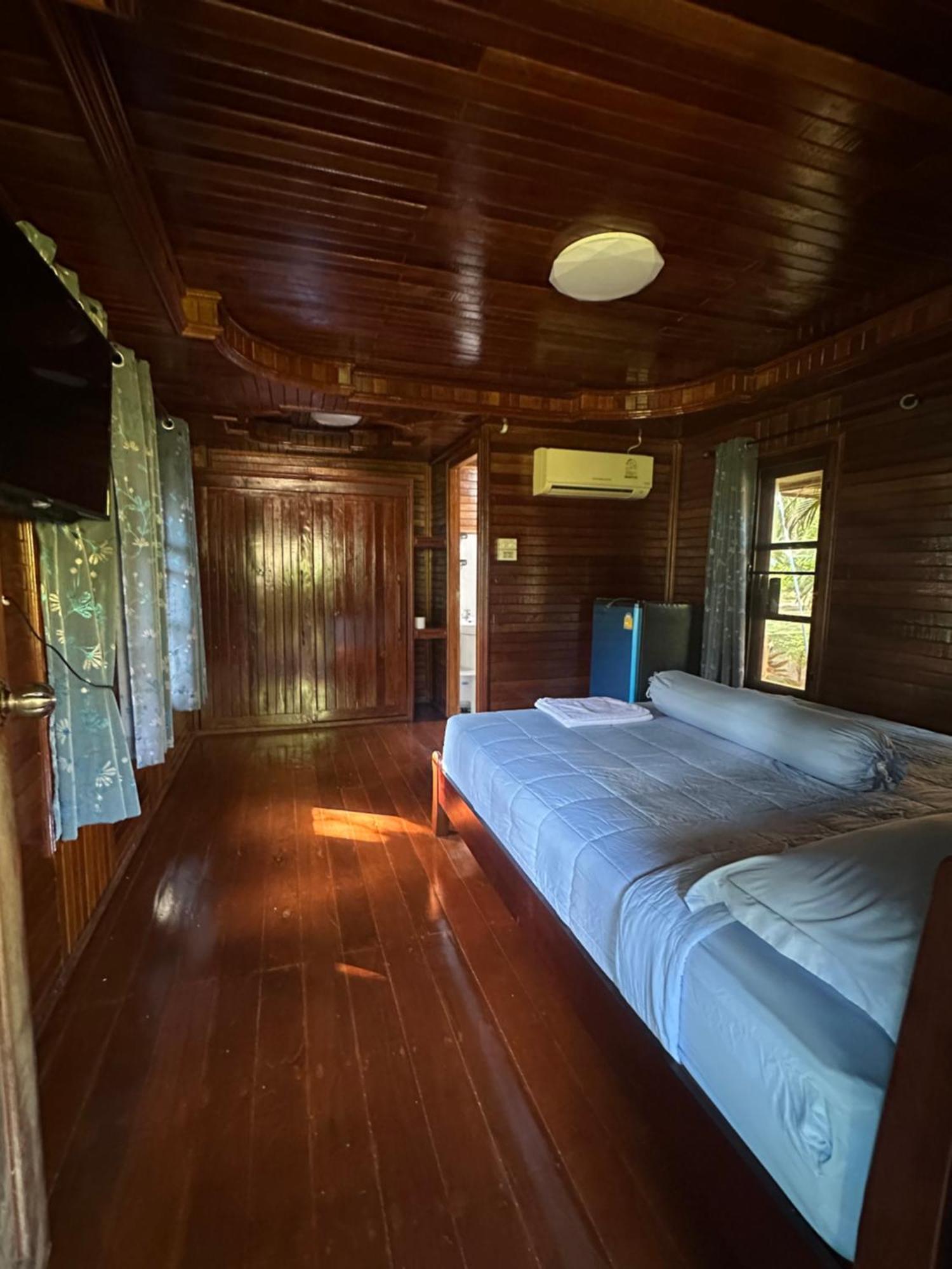 Thip Siam Village Ao Nam Mao Eksteriør billede